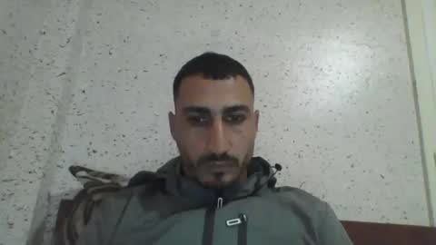 Snapshot of nadirff16 chatting on January 7, 12:05 pm V online show from January 7, 12:05 pm