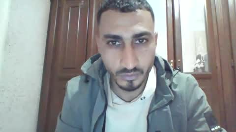 Snapshot of nadirff16 chatting on February 3, 11:53 am V online show from February 3, 11:53 am