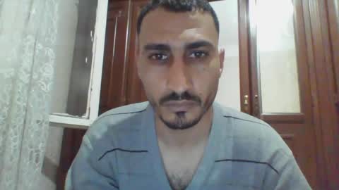 Snapshot of nadirff16 chatting on February 11, 1:30 pm V online show from February 11, 1:30 pm