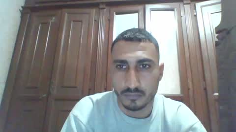 Snapshot of nadirff16 chatting on February 23, 5:14 pm V online show from February 23, 5:14 pm