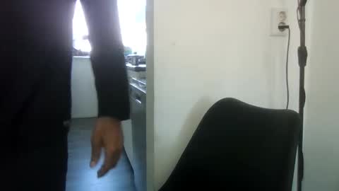 nakedxxxman online show from February 2, 10:24 am