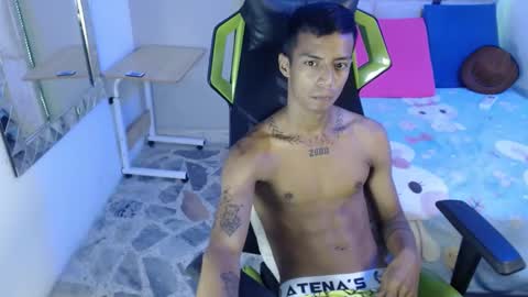 nando_col online show from September 25, 9:13 pm