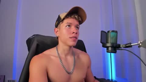 Nathan online show from January 15, 8:44 pm