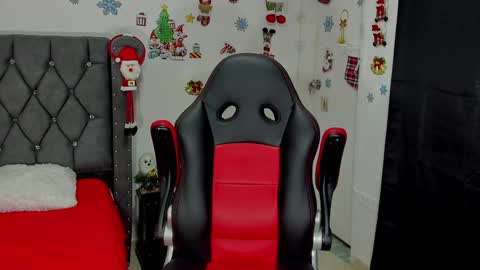 Nathan online show from December 14, 1:06 am