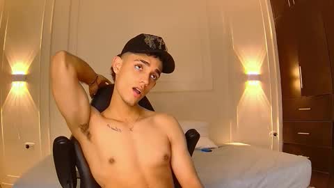 nathan_shimmer online show from December 17, 1:51 pm