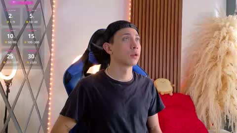 Christopher  Chris online show from September 24, 12:03 pm