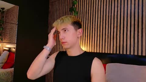 Christopher  Chris online show from March 6, 12:09 pm