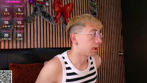 Christopher  Chris online show from January 4, 12:16 pm