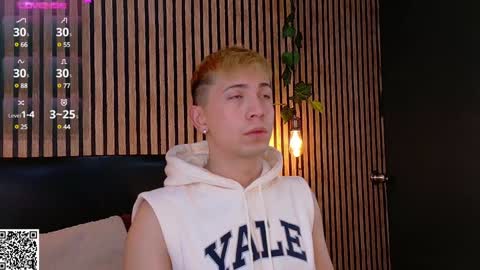 Christopher  Chris online show from January 7, 12:05 pm