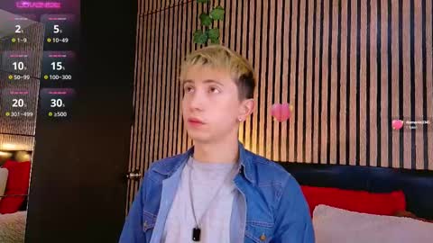 Christopher  Chris online show from March 7, 12:45 pm