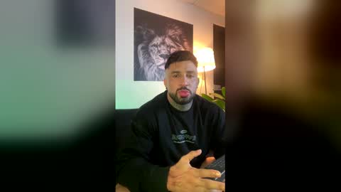 Miller online show from December 5, 11:01 pm