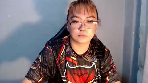 Snapshot of naughty_ursula21xxx chatting on October 6, 10:53 am naughty_ursula21xxx online show from October 6, 10:53 am