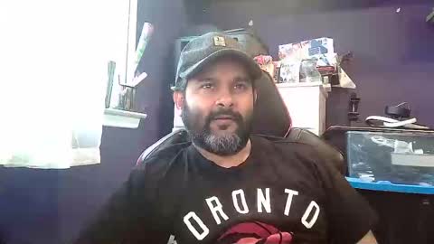 sakhtlaundaz online show from February 1, 9:51 pm