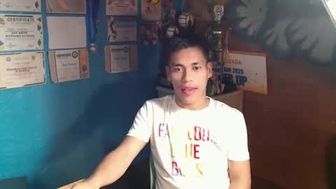 naughtyfuck_boy online show from October 17, 11:36 am