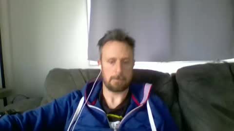 nawtydom1977 online show from April 10, 6:37 pm