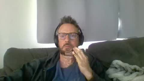 nawtydom1977 online show from October 22, 8:00 pm