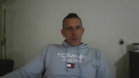 nederland77 online show from December 29, 5:21 am