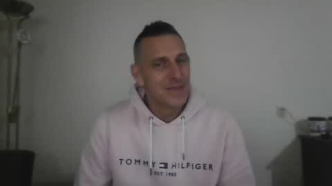 nederland77 online show from December 24, 6:55 am