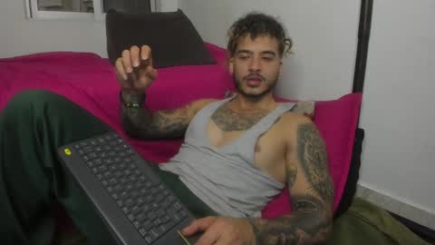 Nei turn green online show from January 10, 4:44 am