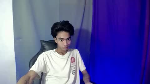 neil_asian69 online show from March 3, 6:10 am