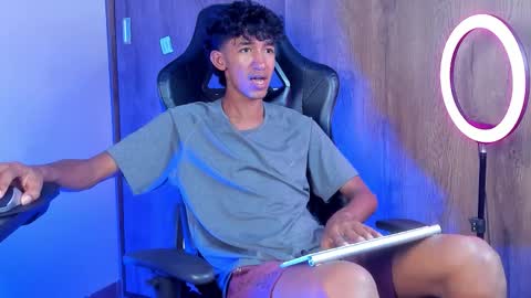 neitan online show from March 27, 7:12 am