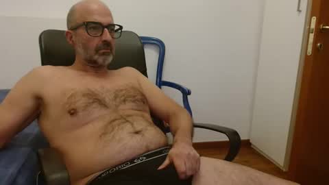 simi online show from September 25, 6:40 pm