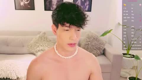 Snapshot of neythan__blaze chatting on October 15, 12:18 am   online show from October 15, 12:18 am