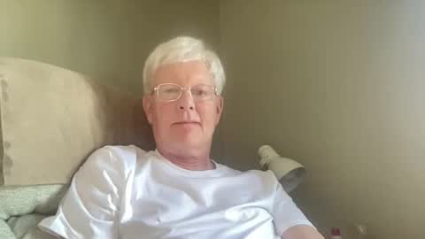 nice2meet2 online show from May 10, 5:58 pm