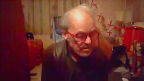 Snapshot of nice6body chatting on October 4, 1:21 am nice6body online show from October 4, 1:21 am