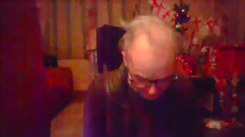 Snapshot of nice6body chatting on December 10, 1:29 am nice6body online show from December 10, 1:29 am