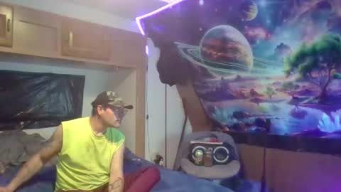 nicholasjesse51 online show from November 19, 2:44 am