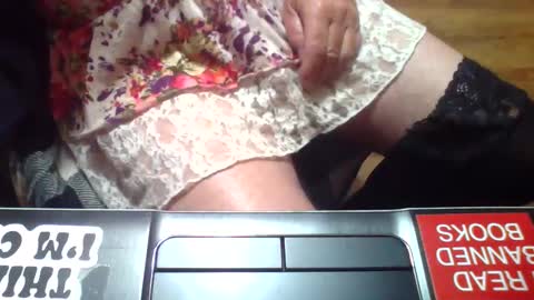 Snapshot of nickibabe1980 chatting on October 24, 5:58 pm Nickibabe online show from October 24, 5:58 pm