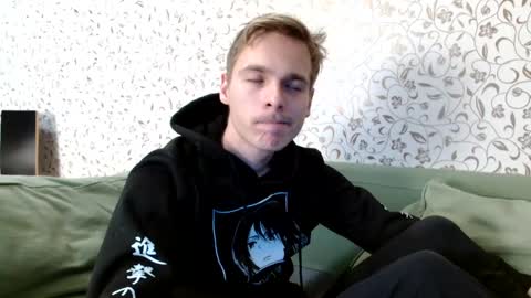 Snapshot of nicksuper8 chatting on December 8, 5:11 pm Nick online show from December 8, 5:11 pm