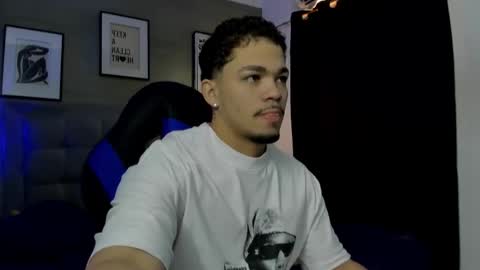 nico_blaze7 online show from November 19, 12:38 pm