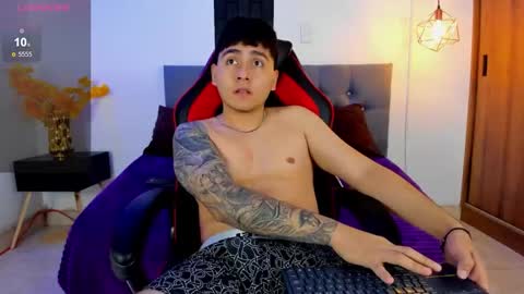 nicolas_james_sc online show from October 23, 2:53 pm