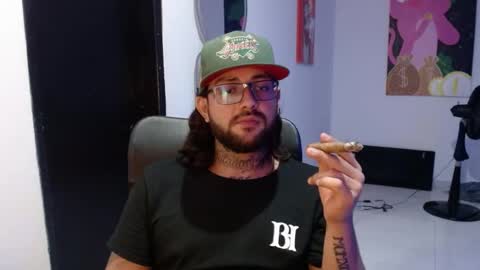 nicolas online show from December 15, 1:46 am