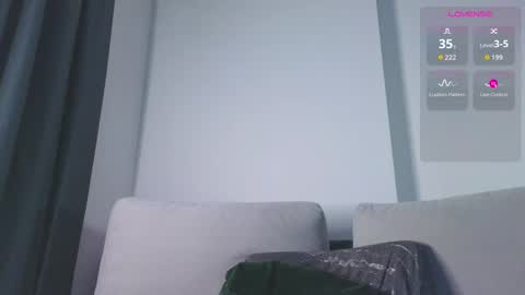 Snapshot of night_wwwolf chatting on October 19, 4:28 am Jameson online show from October 19, 4:28 am