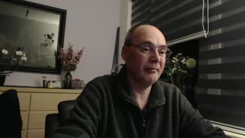 nightkeeper63 online show from April 16, 11:51 pm