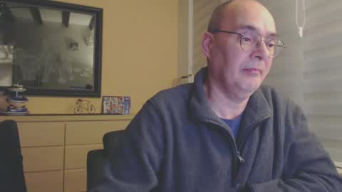 nightkeeper63 online show from January 3, 11:44 pm