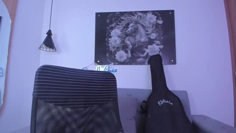 Niick online show from January 24, 2:39 am