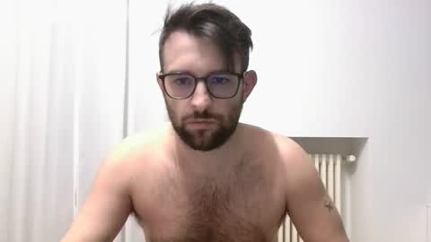 Nik Jay online show from March 3, 6:04 pm