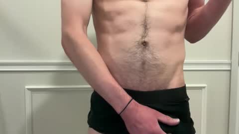 niko9inches online show from June 1, 5:46 pm