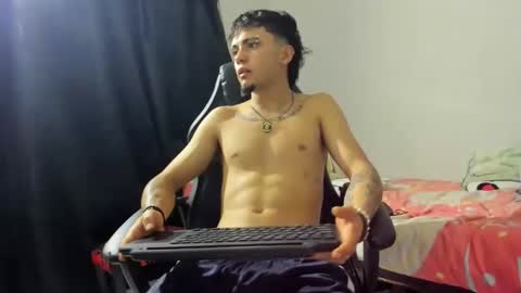 nikolas online show from October 20, 7:40 pm