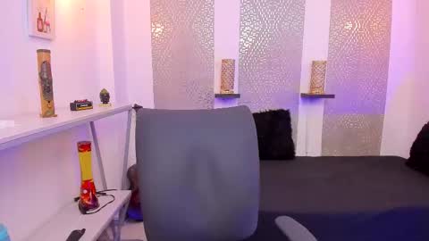    online show from October 29, 5:10 am