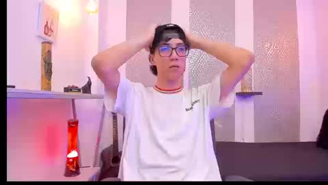    online show from September 9, 4:01 am