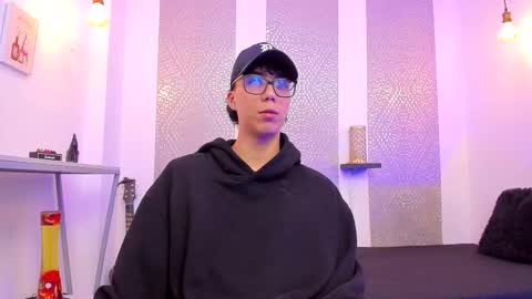    online show from September 22, 4:12 am