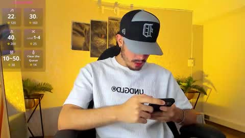 Nils online show from February 17, 4:22 am