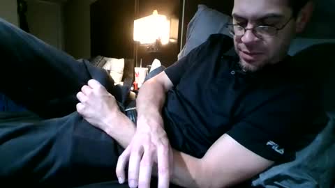 nineinchbronco online show from November 18, 9:57 am