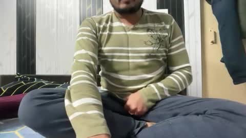 nishantsaraswat268 online show from January 14, 5:28 pm