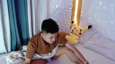 njay_16 online show from November 14, 2:40 pm